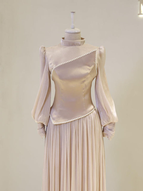 Украина ересектерге арналған порно Майлы үлкен бөкселері бар томпақ әйелдер