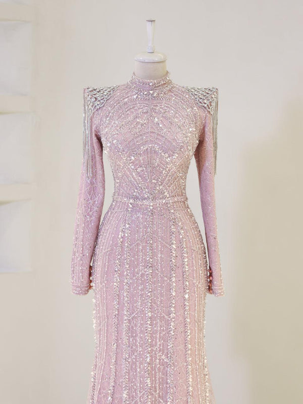 Kechki oq va pushti libos Kechki oq va pushti libos