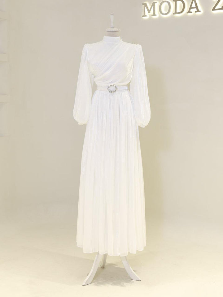 Paypoq va poshnali sargish bilan anal jinsiy aloqa Sariqning mushuki soqolini oldi