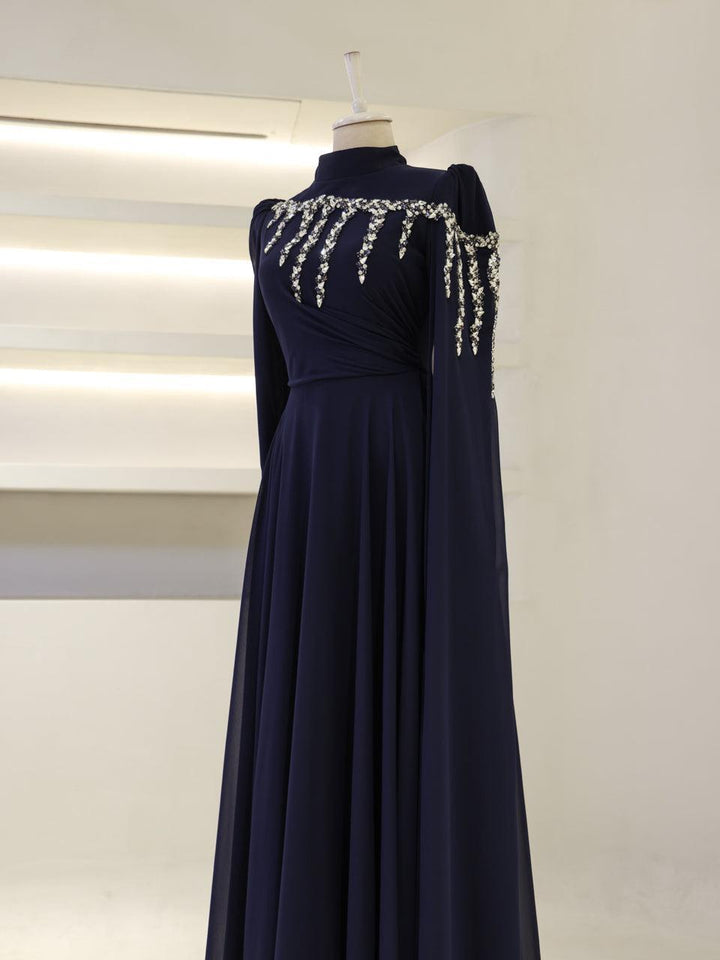 Yalangoch rus qoshiqchilari kiyinish xonasida Rus anal porno va Zoelykh ishtirokida squirt video